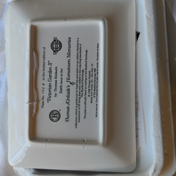 Thomas Kinkade plate - Picture 3 of 3